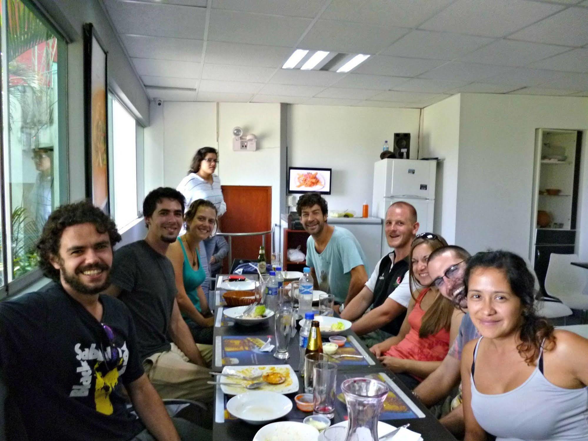 Хостел Lima Backpackers Екстер'єр фото